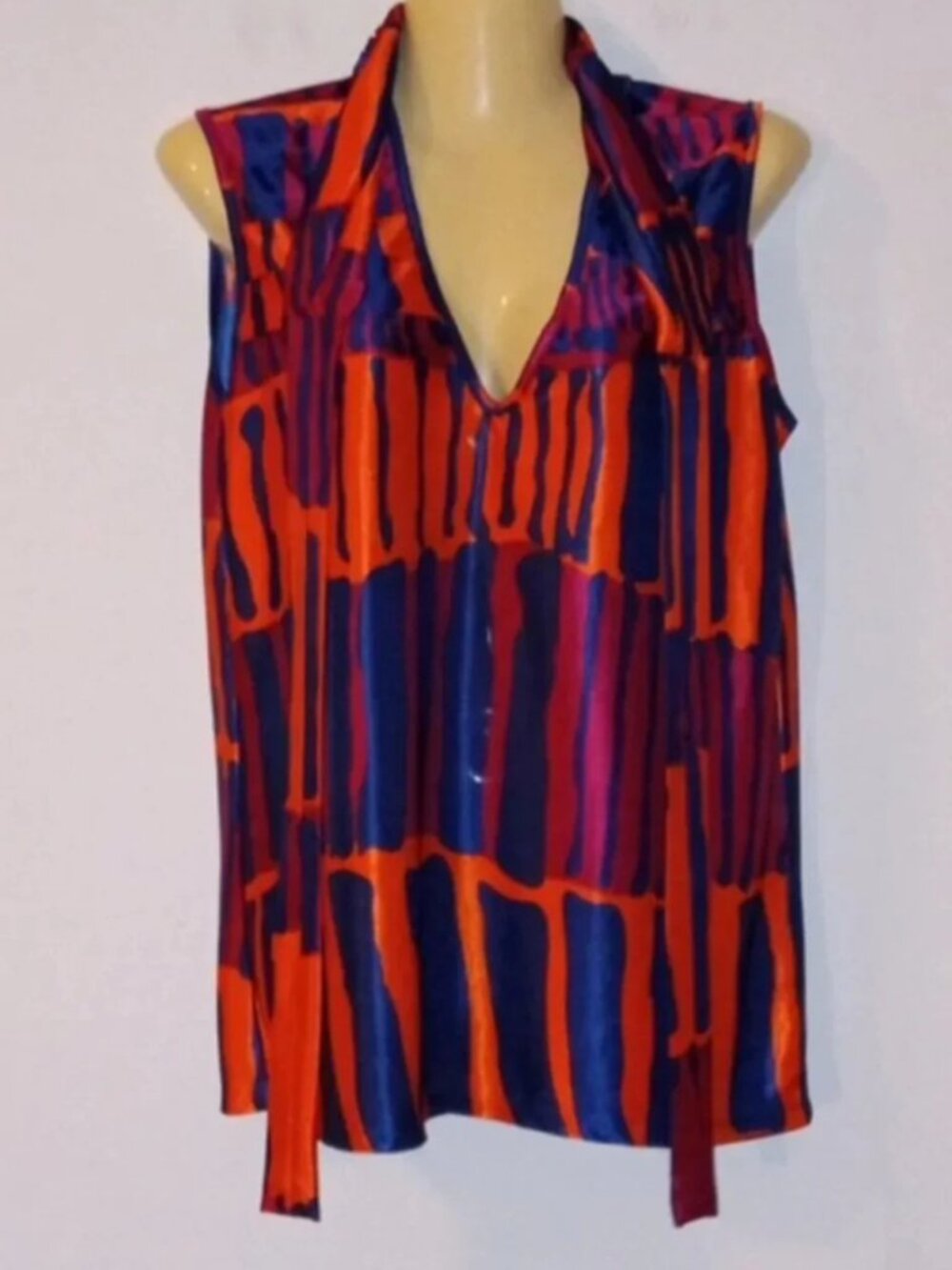Vintage Silky Sleeveless Top by D. Rodriguez - Picture 4 of 5